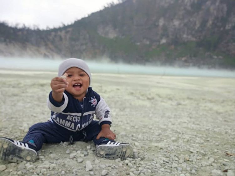 Simak Tips Bermanfaat Untuk Berwisata Membawa Bayi Berikut Ini!